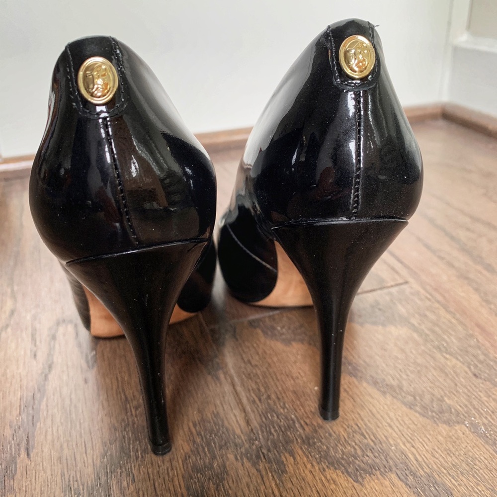 Ivanka Trump Black Patent Pumps - Picture 4 of 5